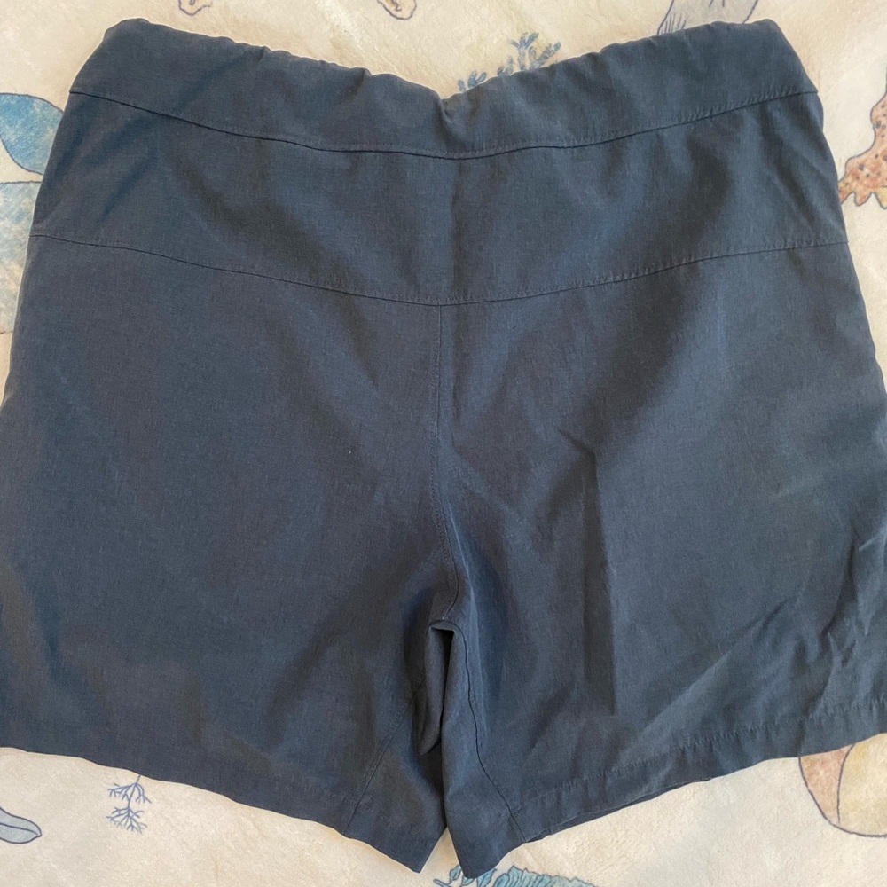 Brooks Gray Running Shorts Medium - Picture 3 of 8